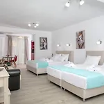 Stratos Deluxe * Skala Potamia