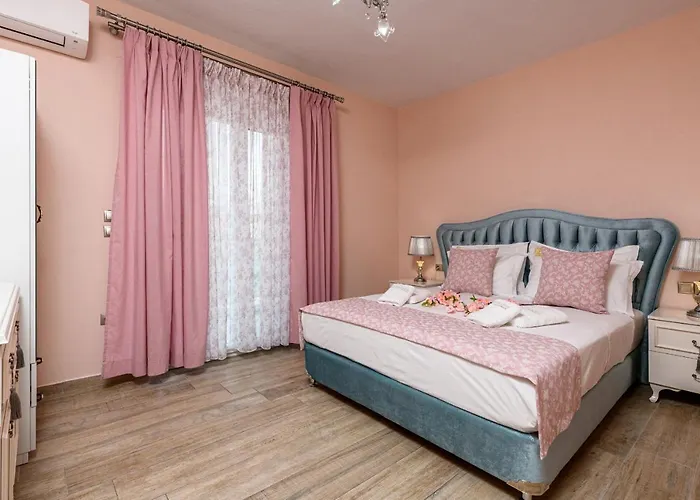 Stratos Deluxe Skala Potamia