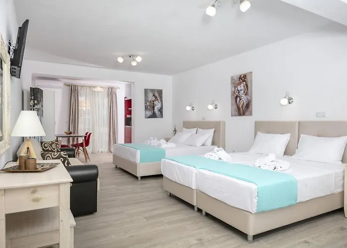 Stratos Deluxe * Skala Potamia